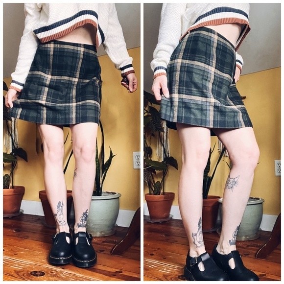 The Limited Dresses & Skirts - Vintage The Limited Plaid Mini Skirt 6 Wool Stretch High Rise School 90s Y2K